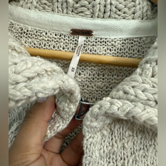 Free People Cream Knit Sweater Collar and open front - Picture 3 of 8